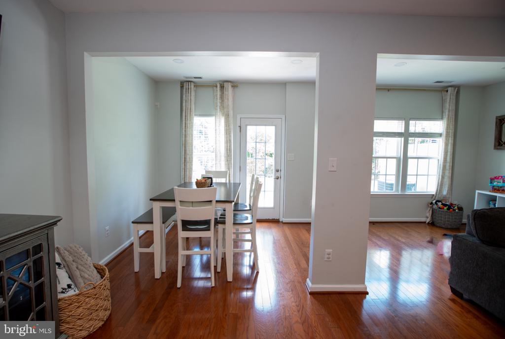 37 VENTANA COURT