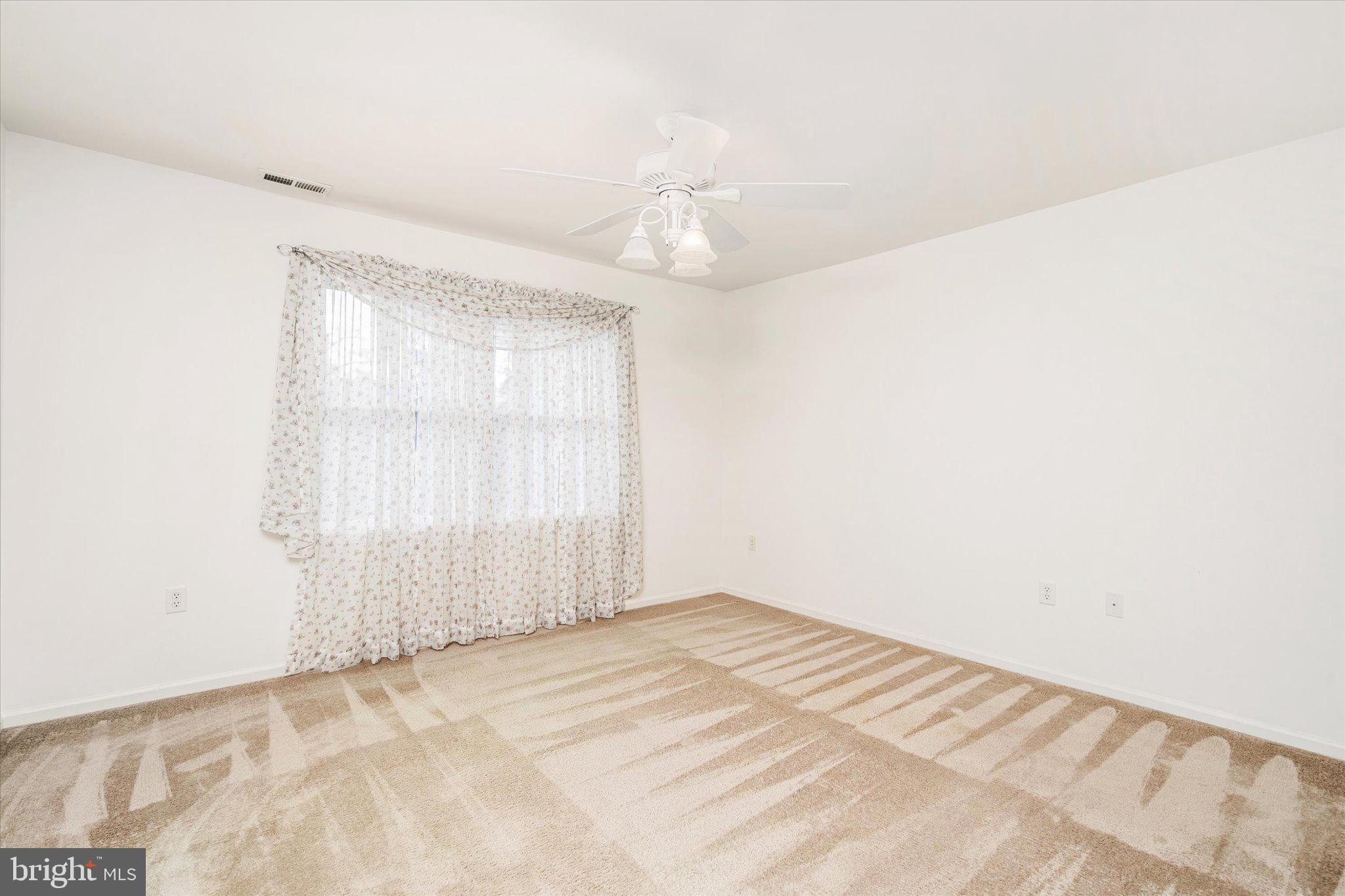 24 Clearwater Dr