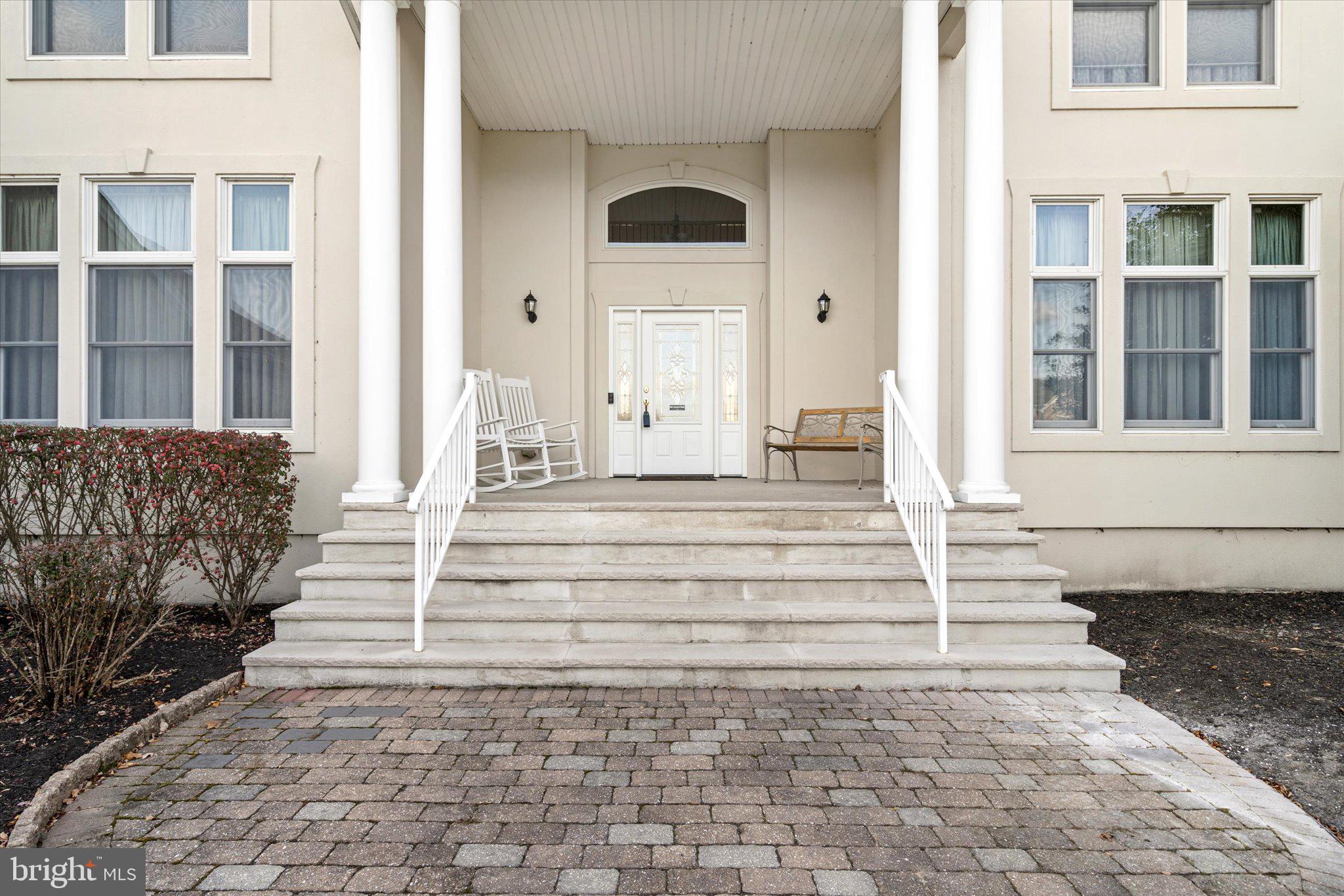 24 Clearwater Dr