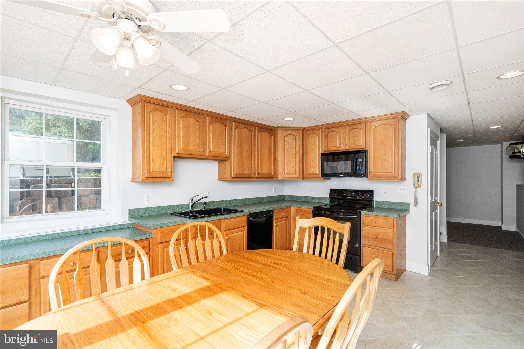 24 Clearwater Dr
