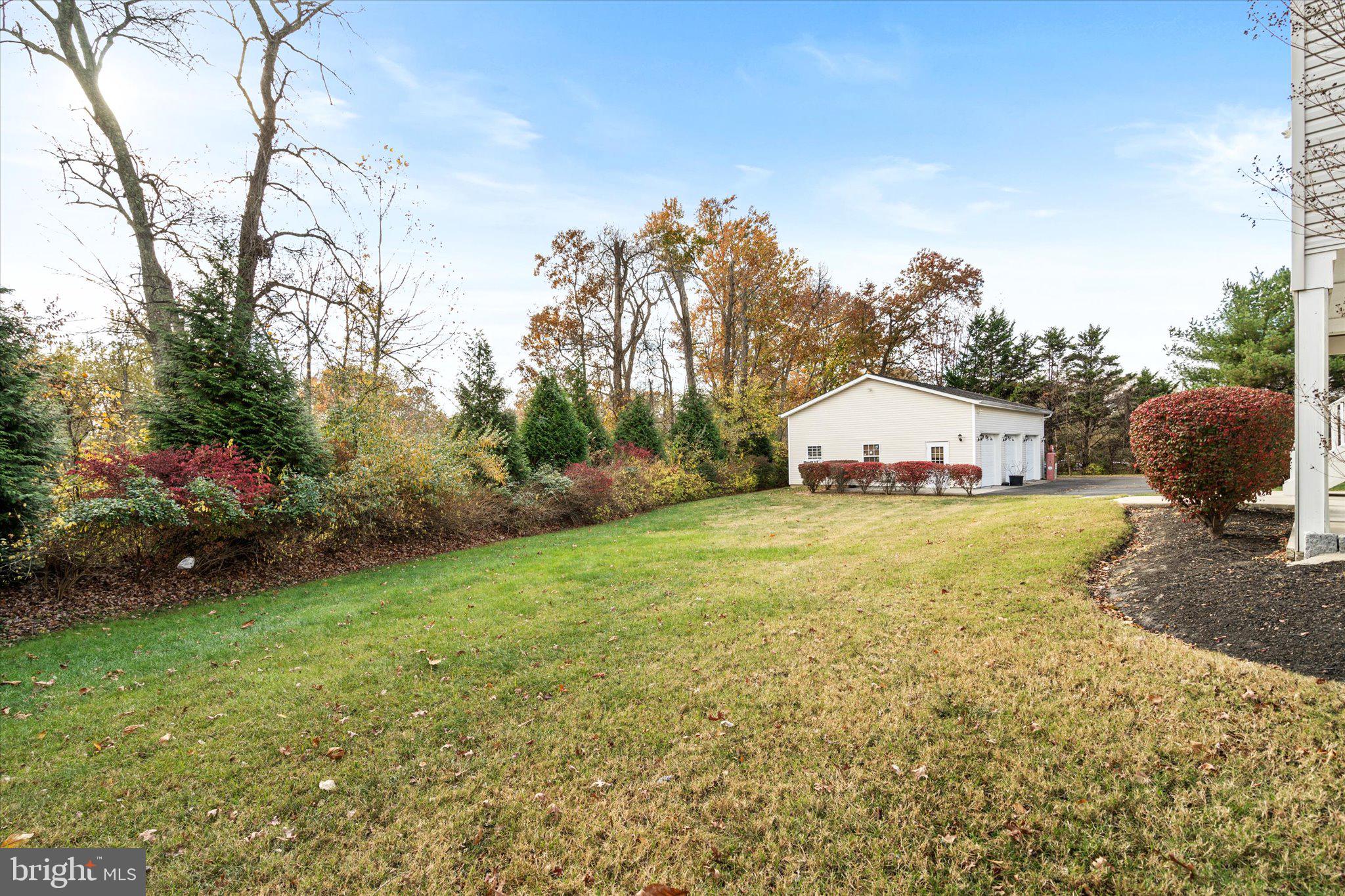 24 Clearwater Dr