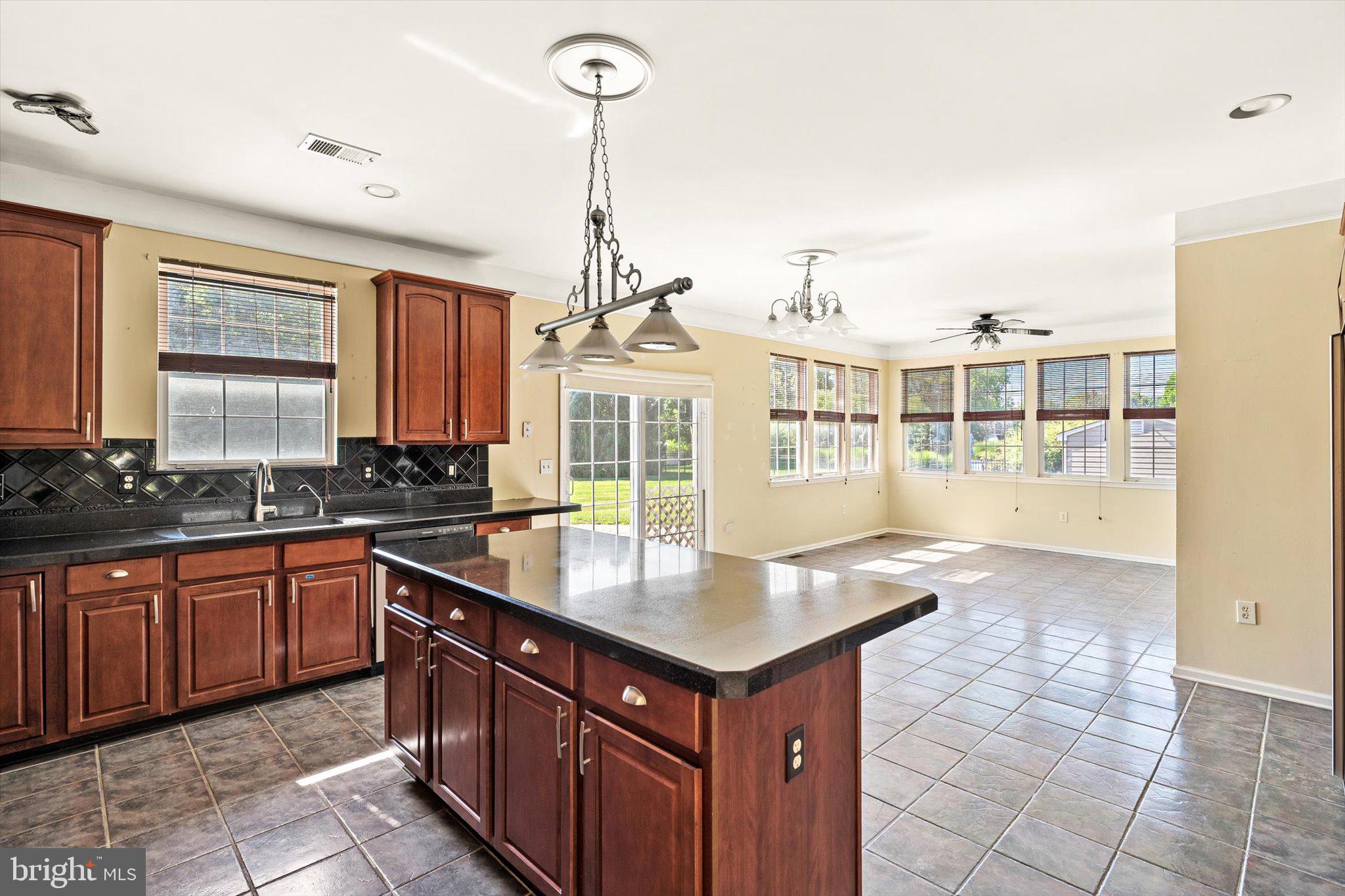 9 Denise Dr