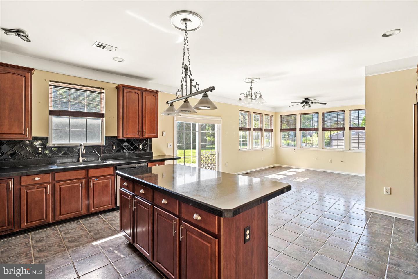 9 Denise Dr