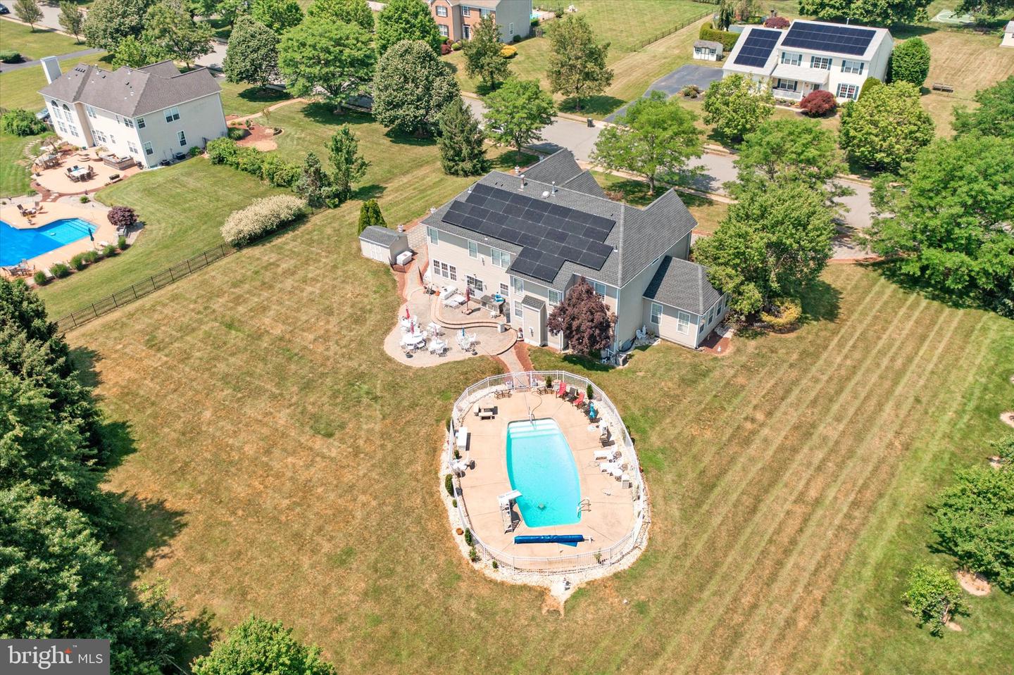 9 Denise Dr