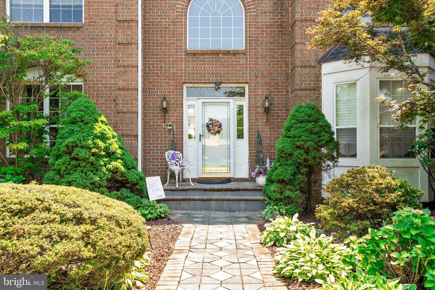 9 Denise Dr