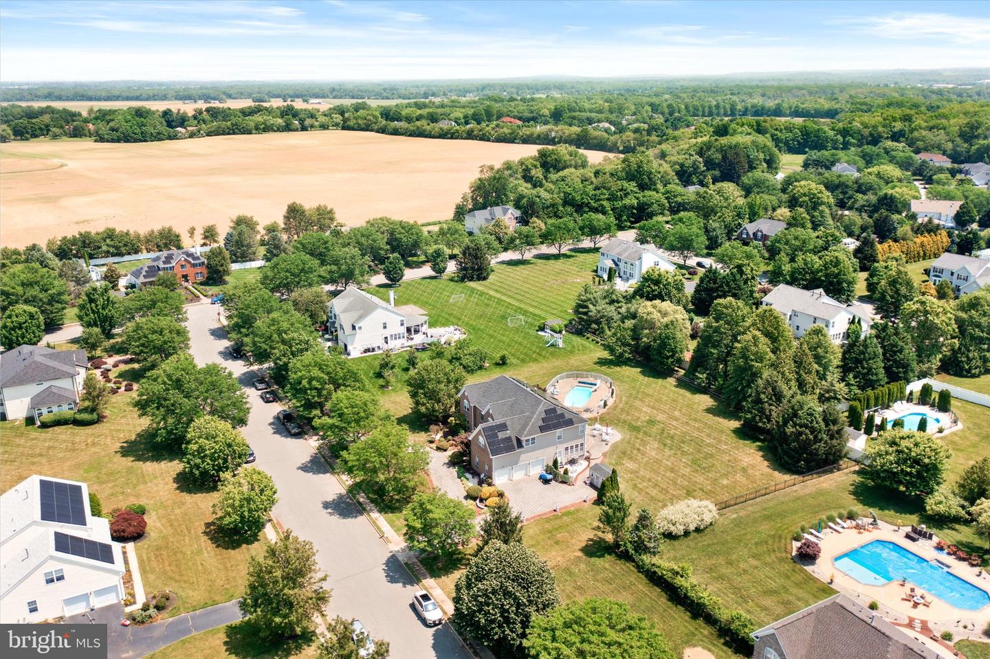 9 Denise Dr