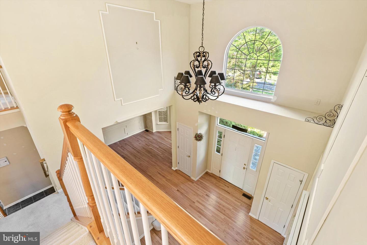 9 Denise Dr