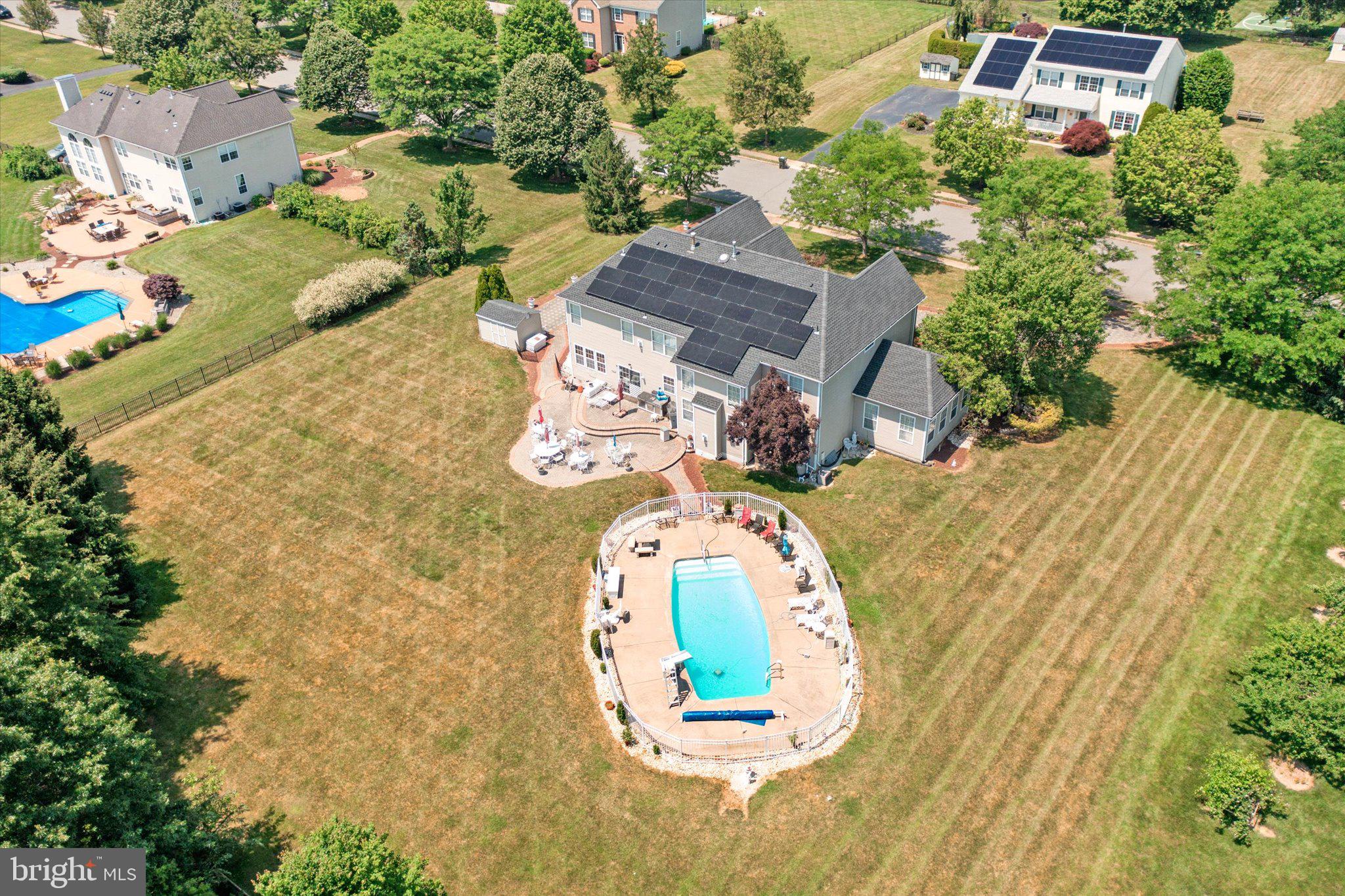 9 Denise Dr