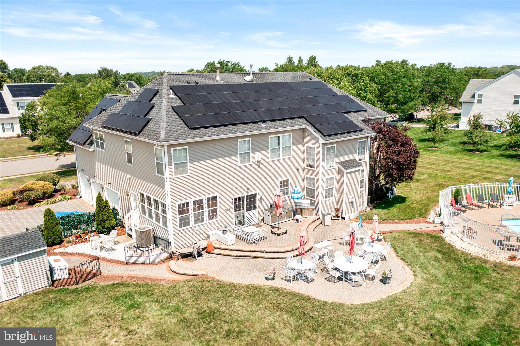 9 Denise Dr