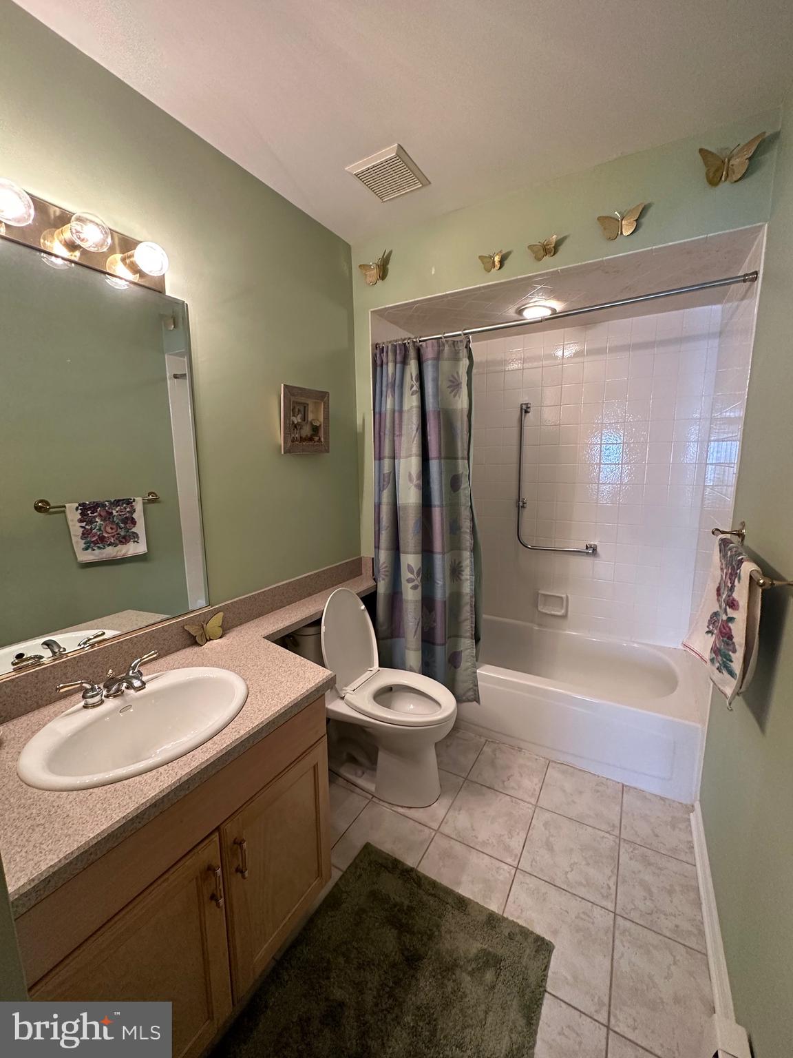 6 Plymouth Ct