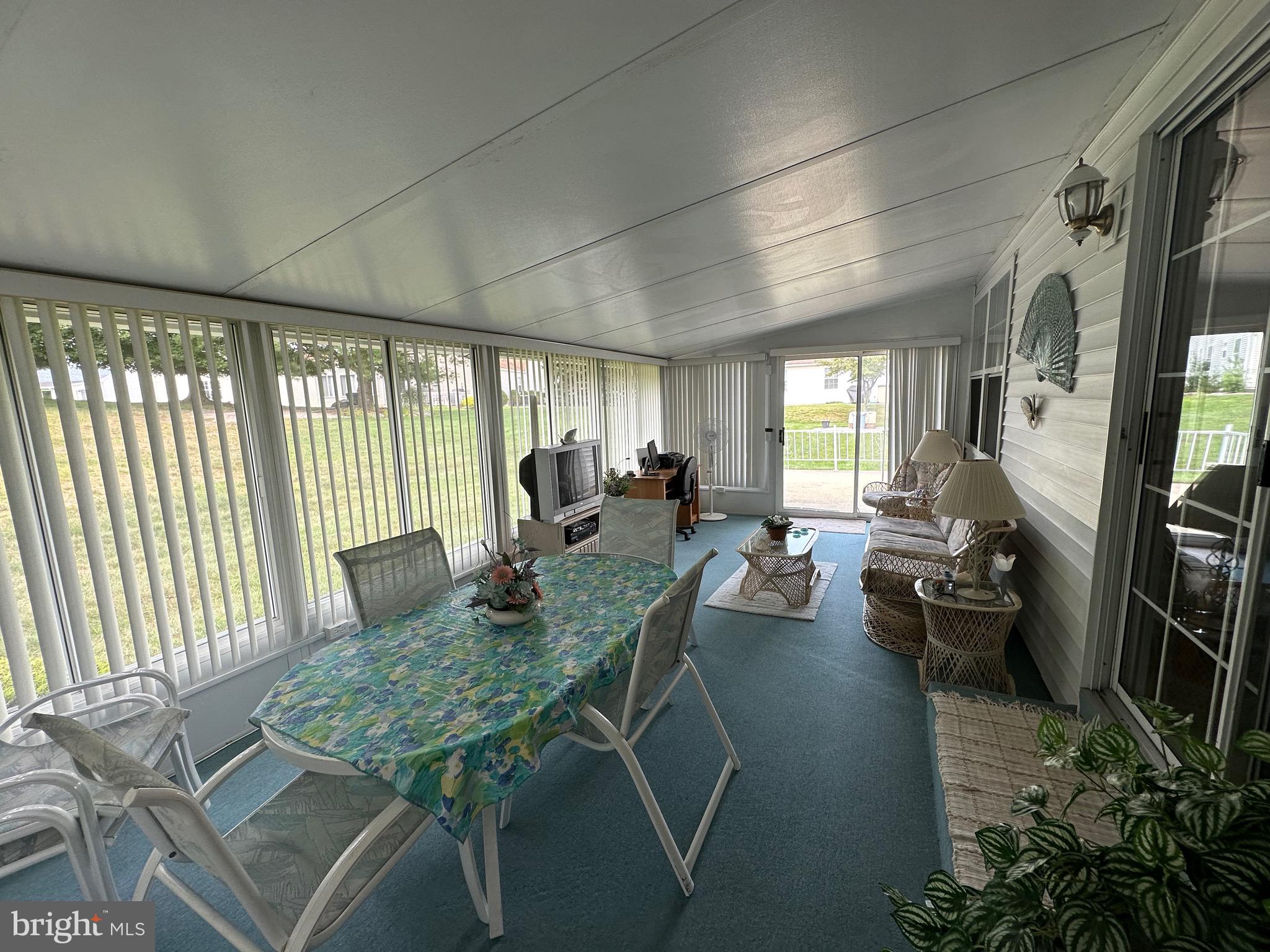 6 Plymouth Ct