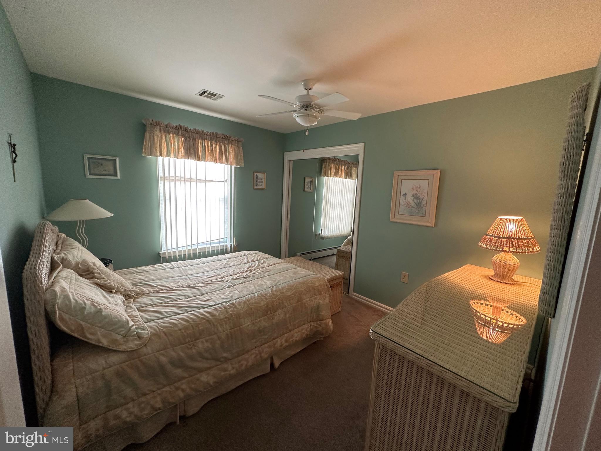 6 Plymouth Ct