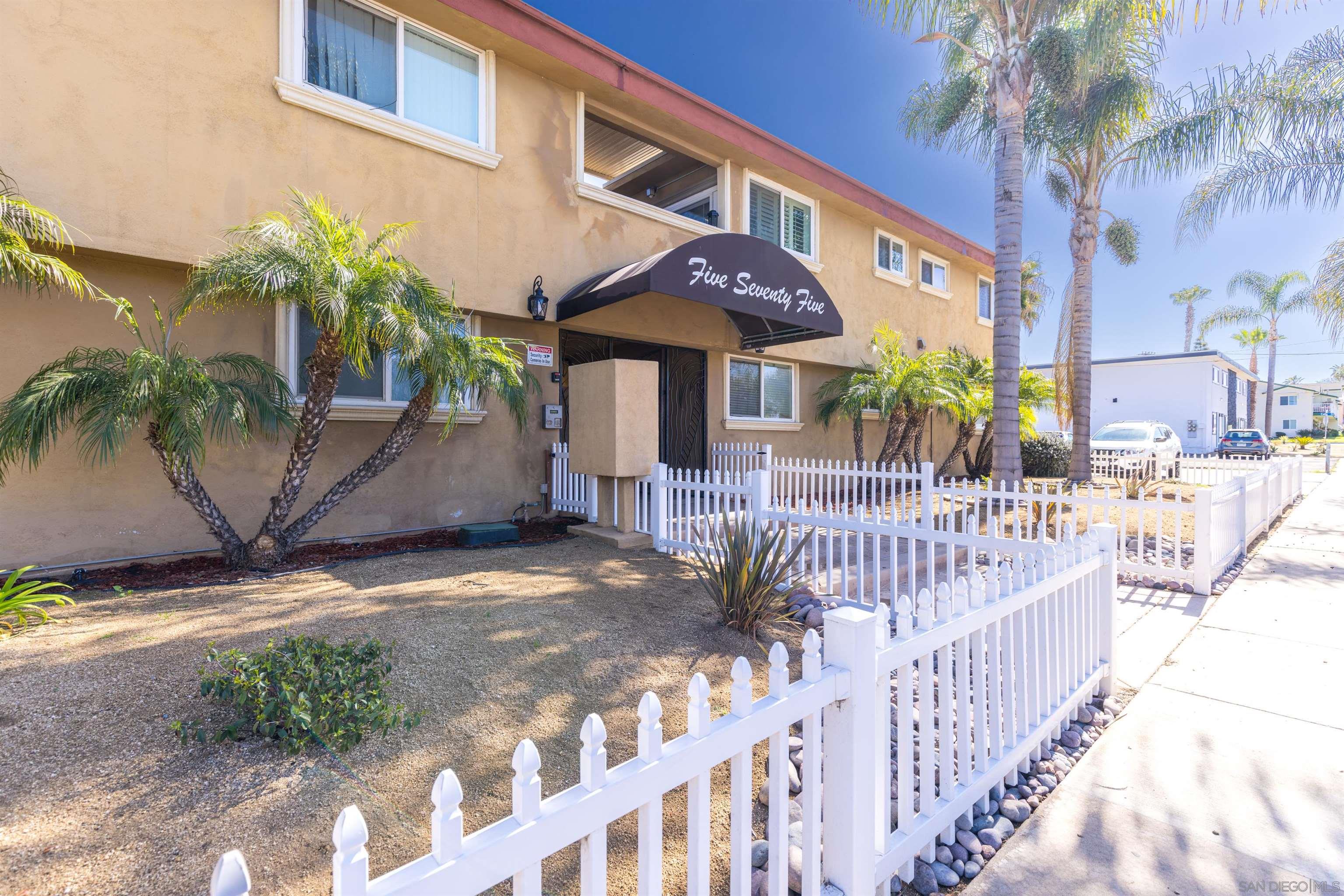 575 7th St Unit: 203