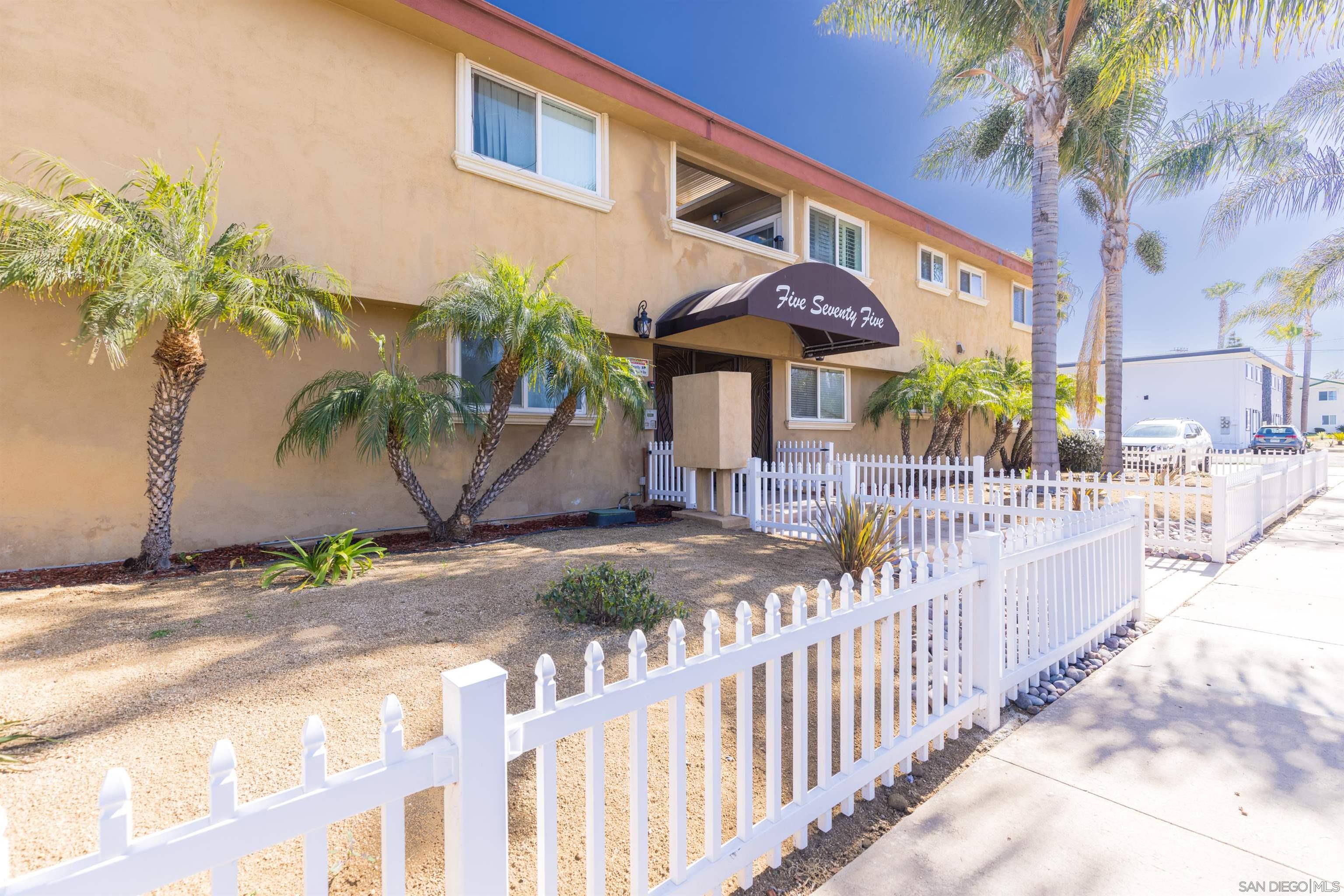 575 7th St Unit: 203