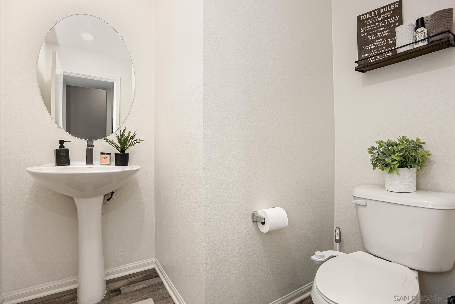 2045 Mindoro Lane Unit: 2