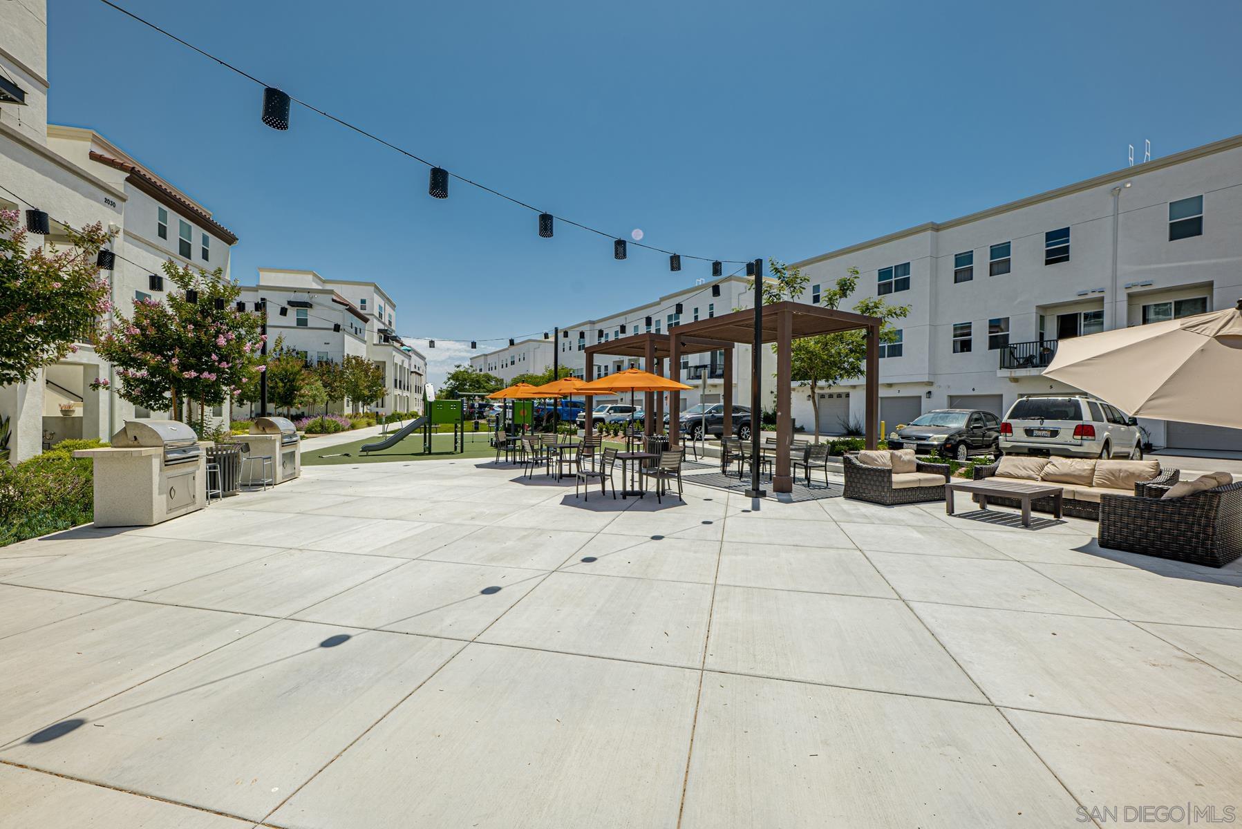 2045 Mindoro Lane Unit: 2