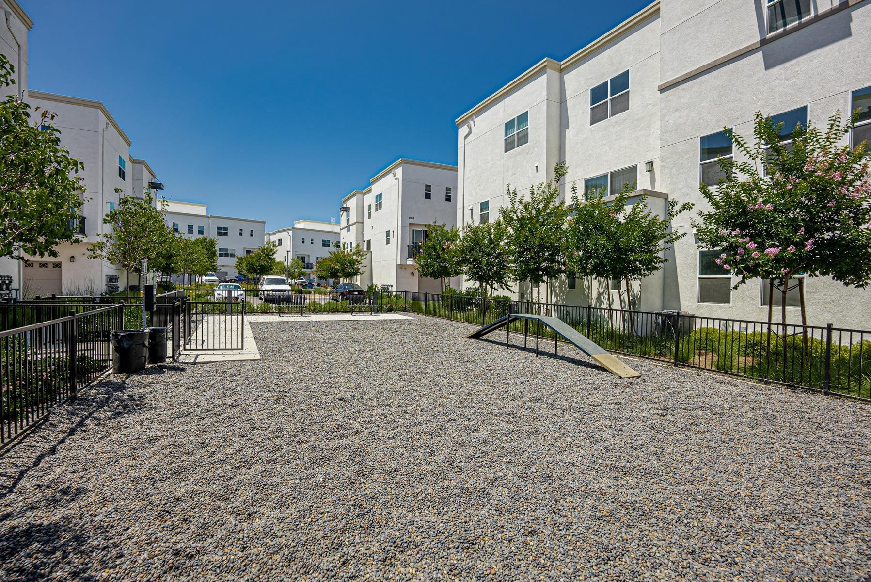 2045 Mindoro Lane Unit: 2