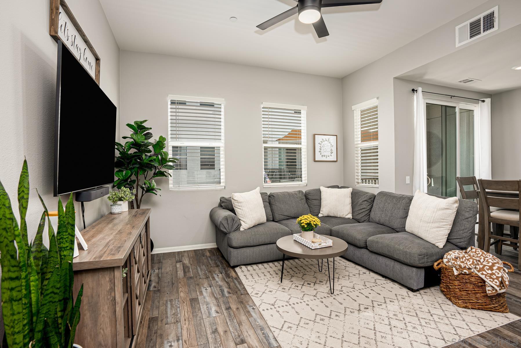 2045 Mindoro Lane Unit: 2