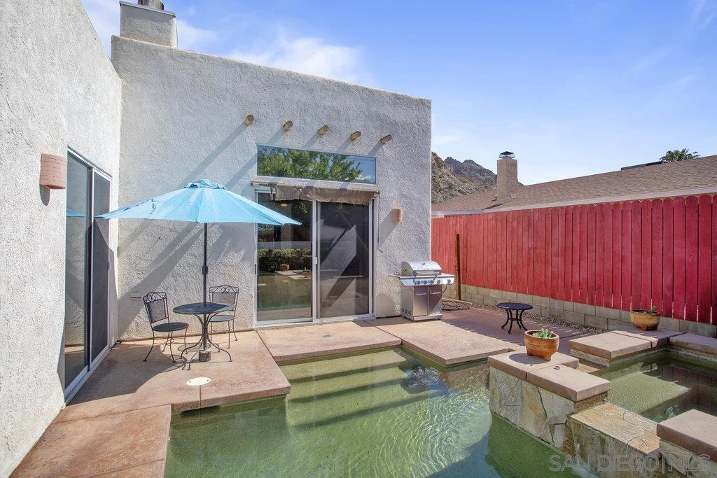 54815 Avenida Vallejo