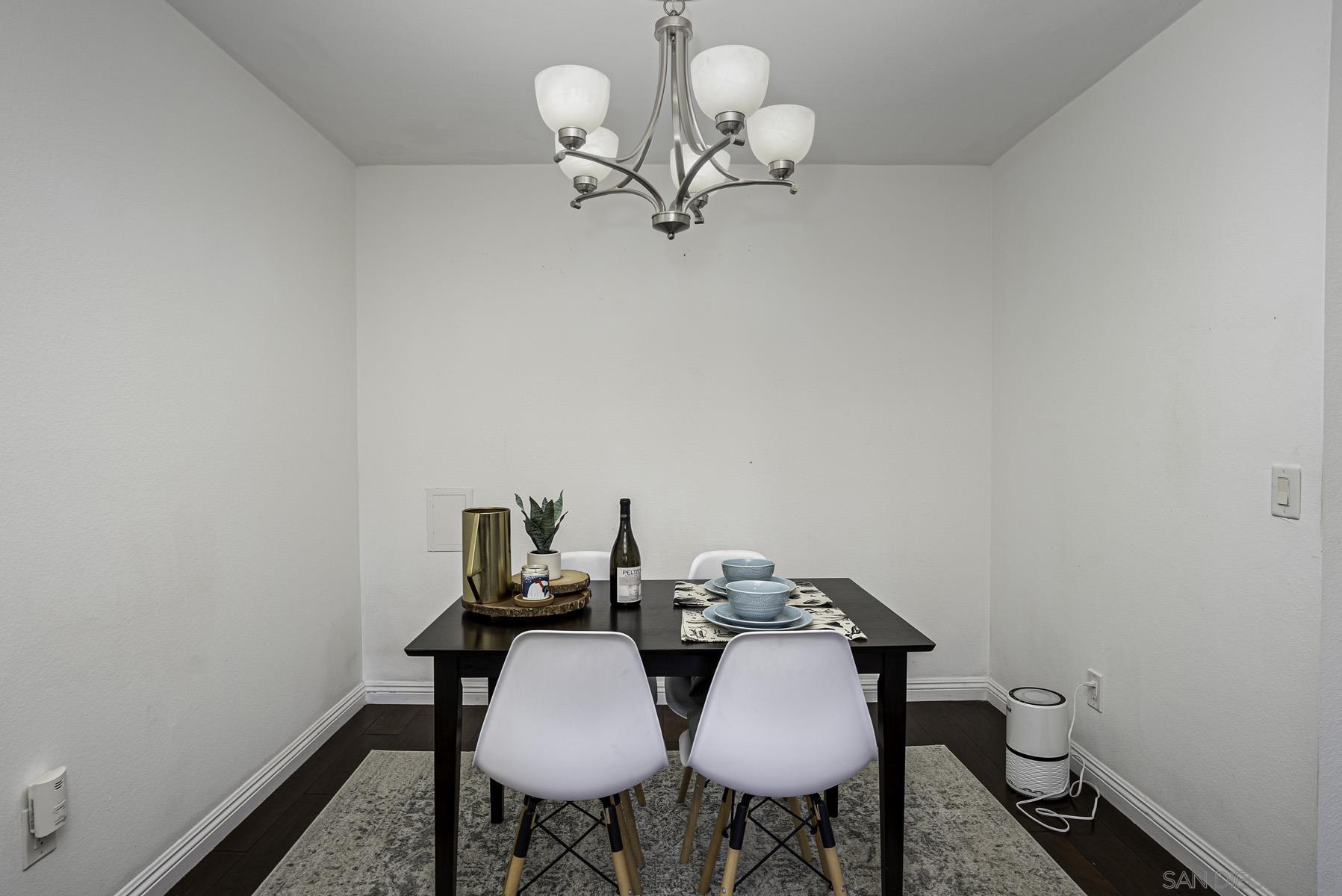 4235 Asher St Unit: 42