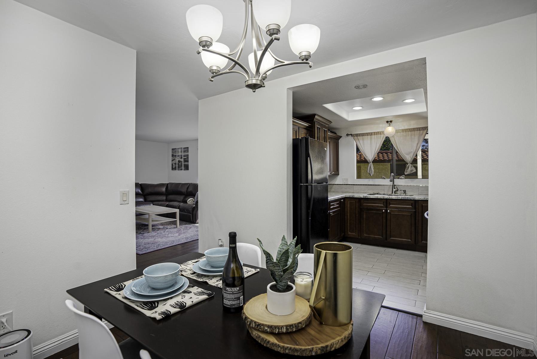 4235 Asher St Unit: 42