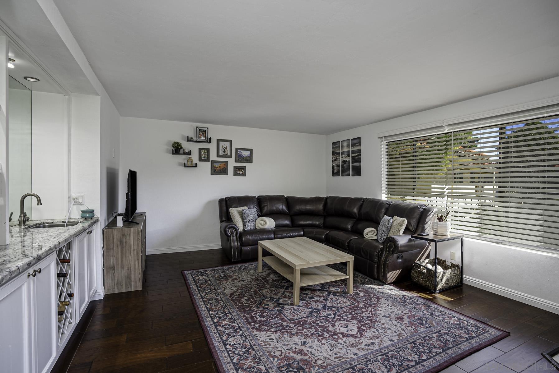 4235 Asher St Unit: 42