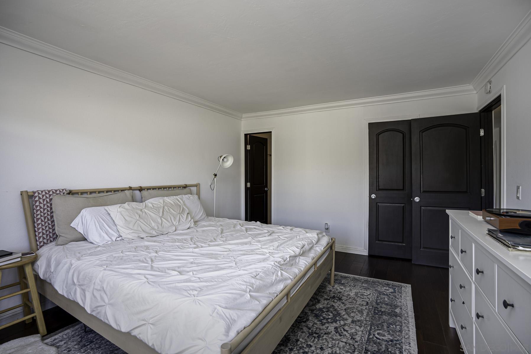 4235 Asher St Unit: 42