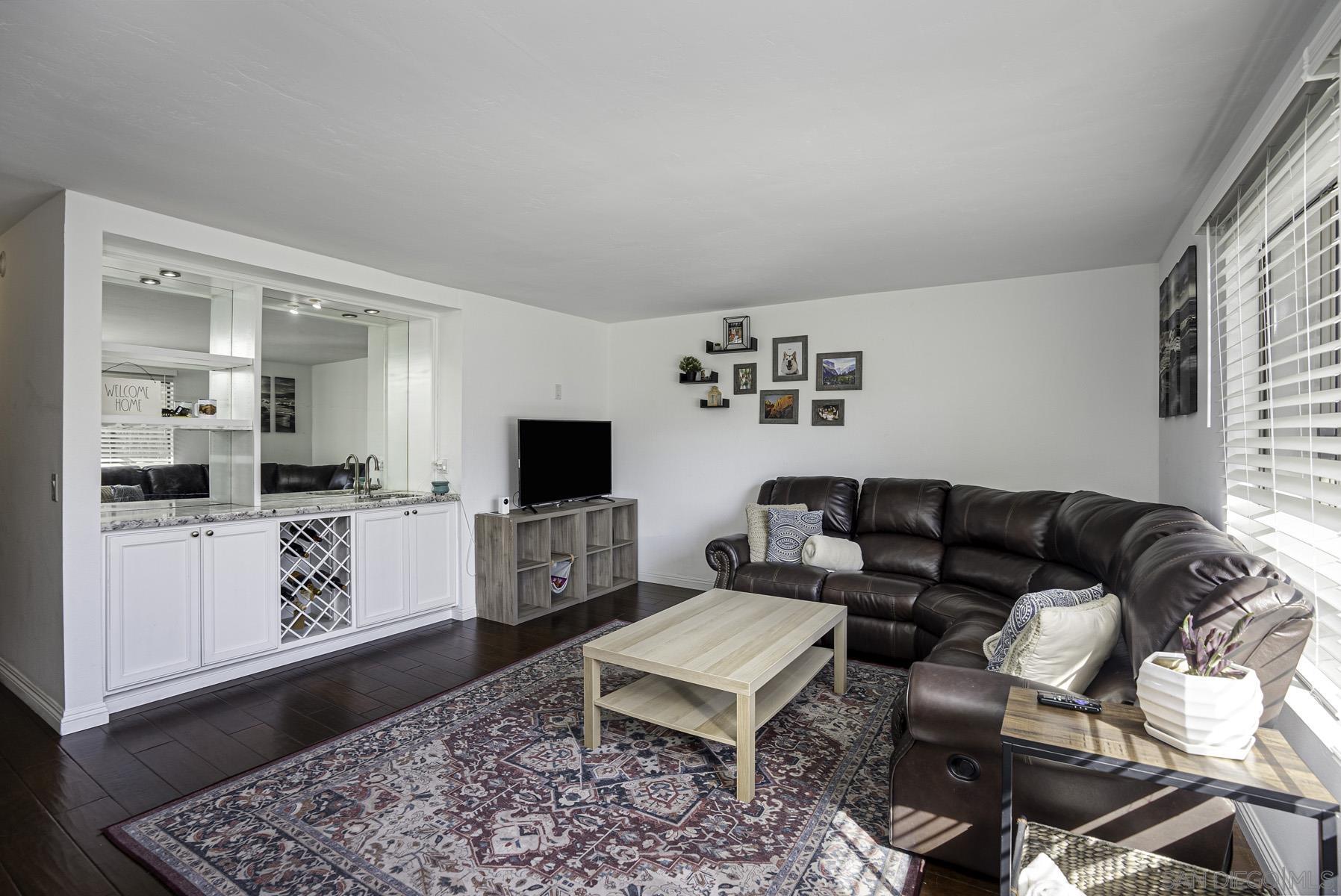 4235 Asher St Unit: 42