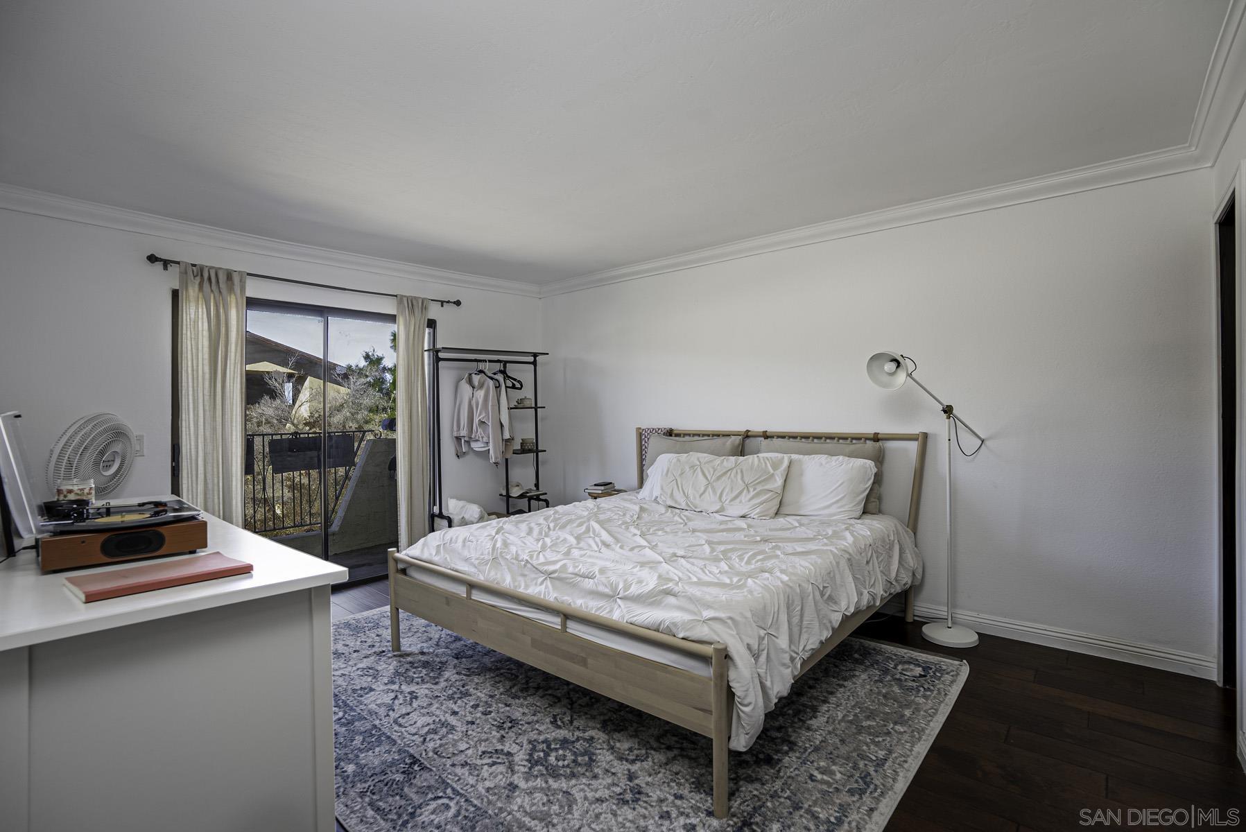 4235 Asher St Unit: 42