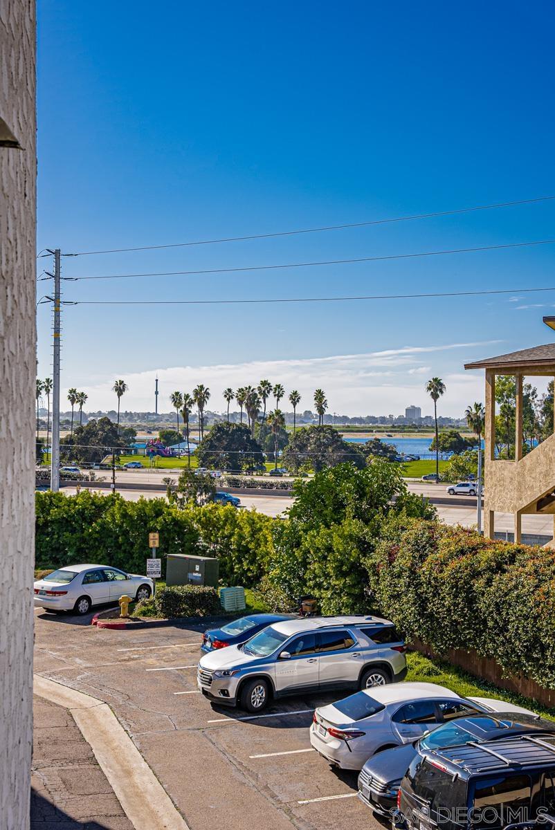 4235 Asher St Unit: 42