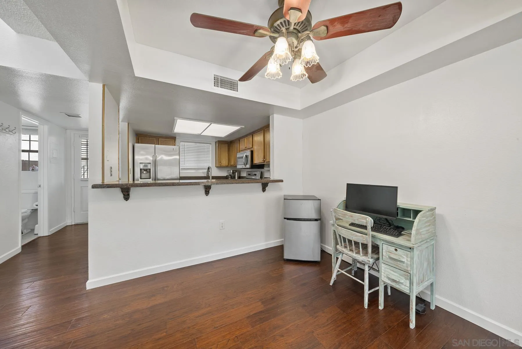 8711 Spring Canyon Dr