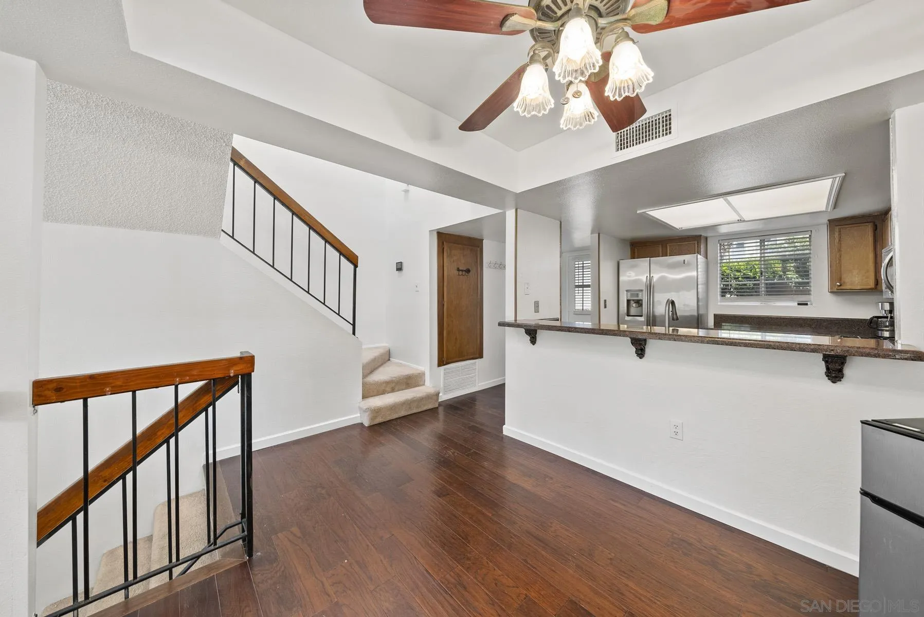 8711 Spring Canyon Dr