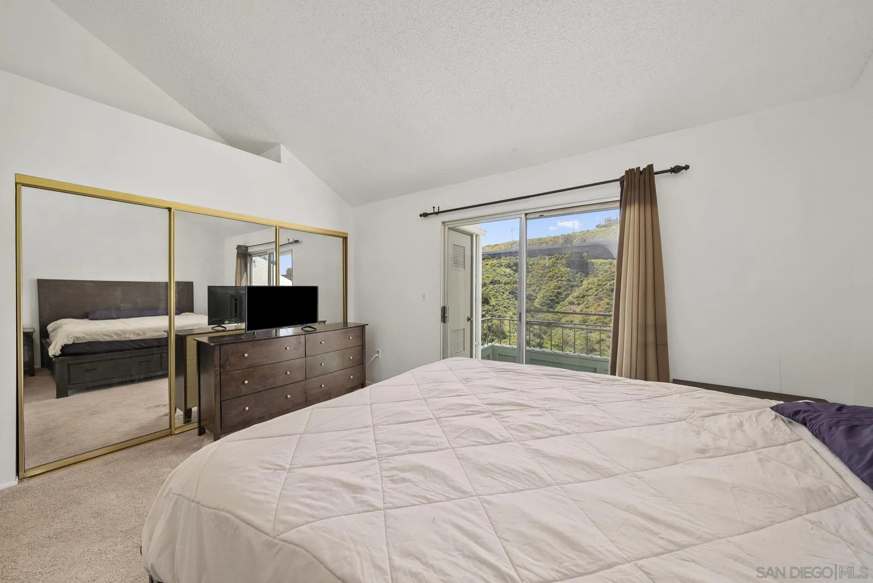 8711 Spring Canyon Dr