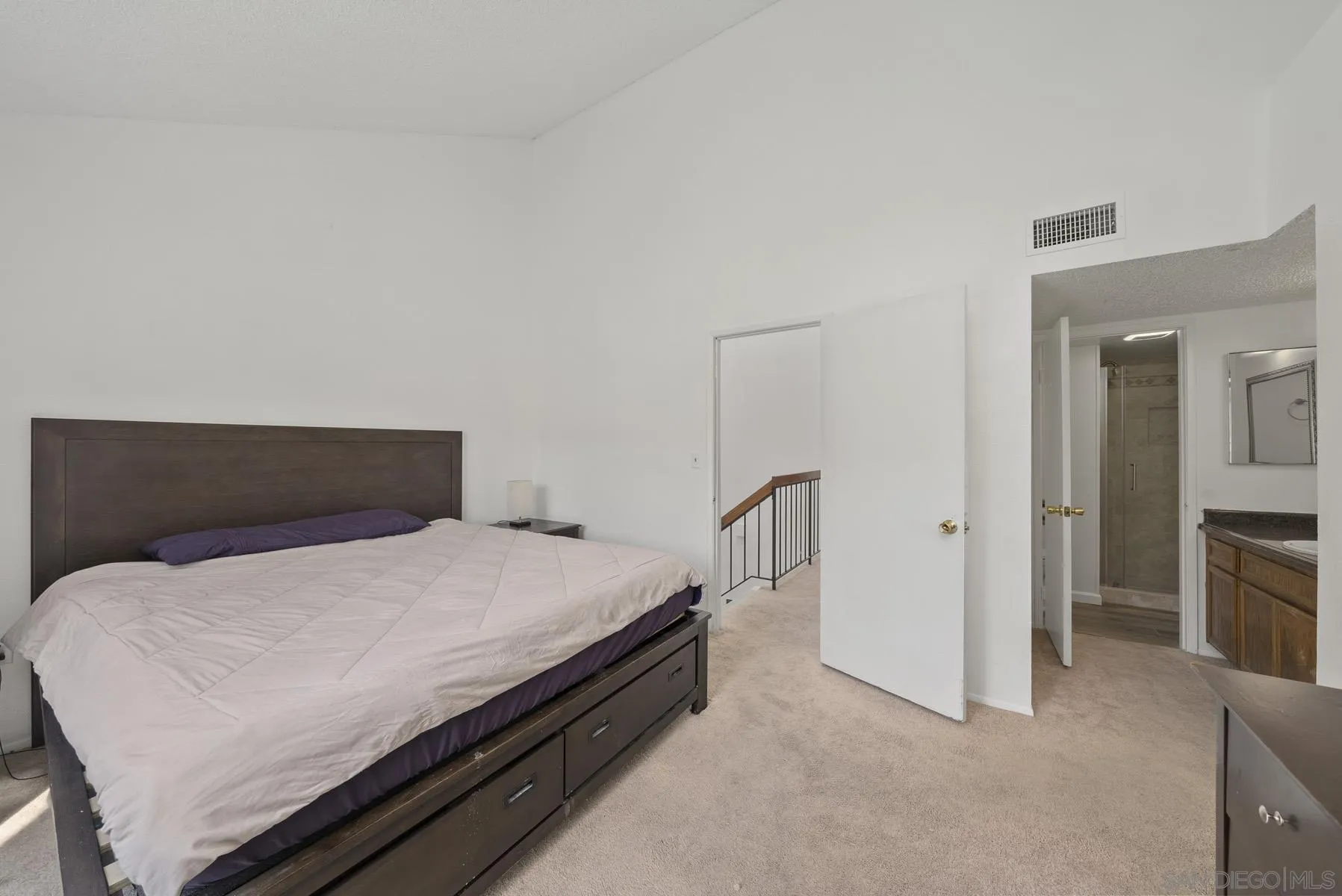 8711 Spring Canyon Dr