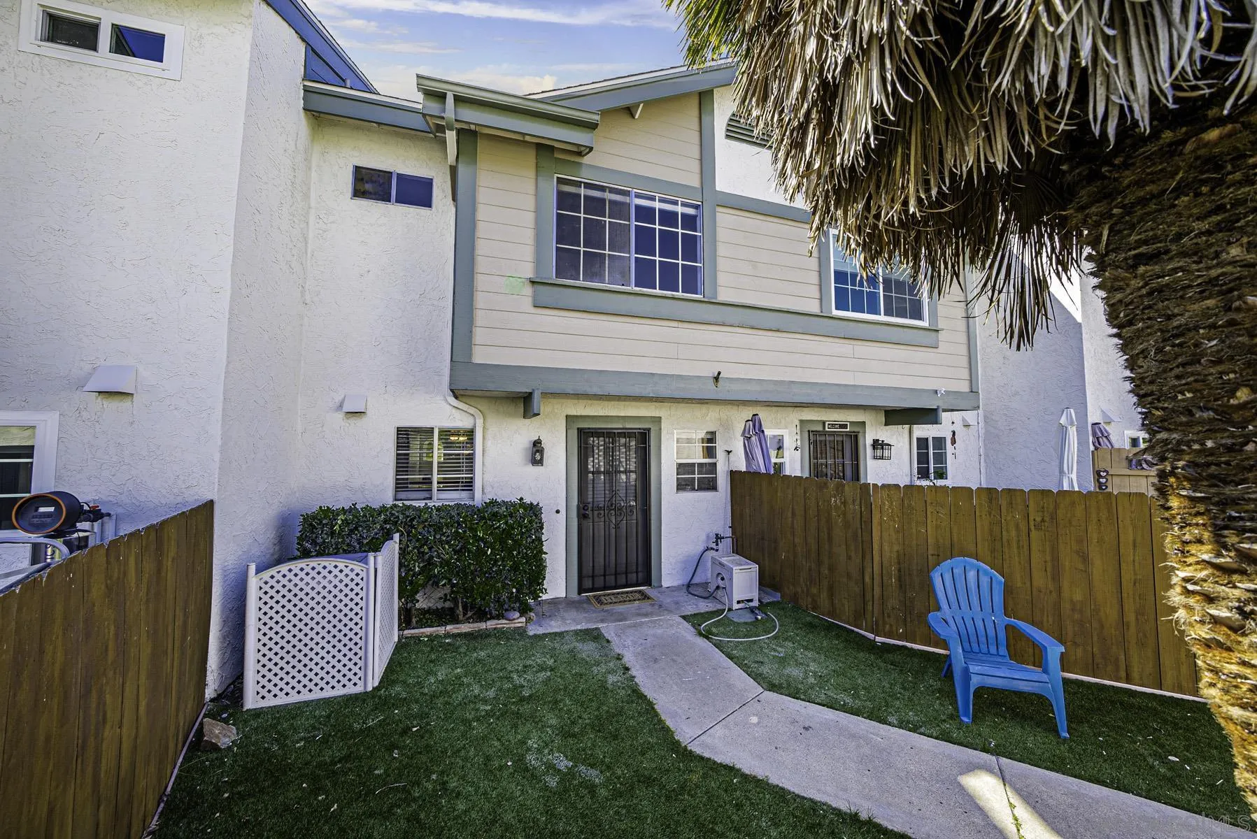 8711 Spring Canyon Dr