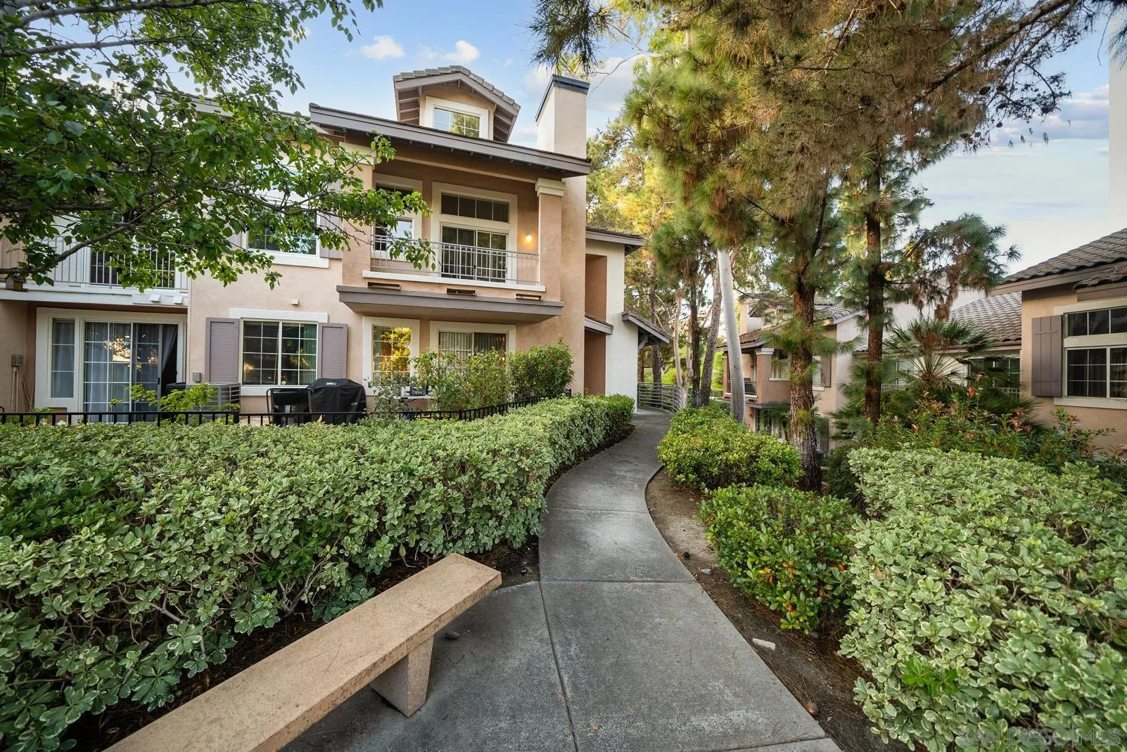 12040 Tivoli Park Row Unit: 3