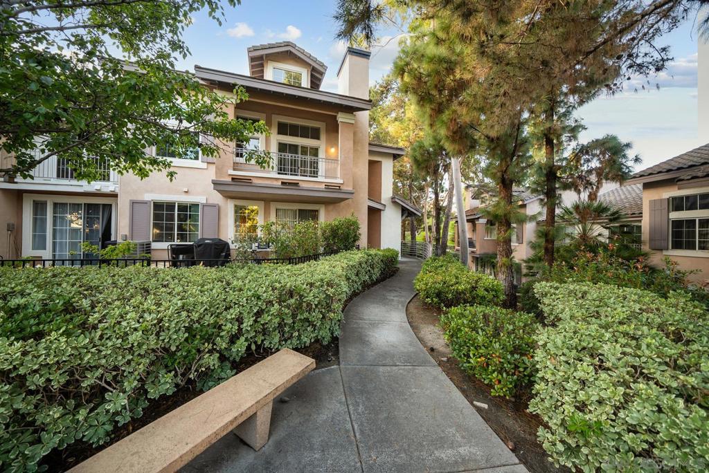 12040 Tivoli Park Row 3