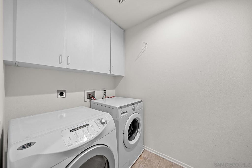 12040 Tivoli Park Row 3