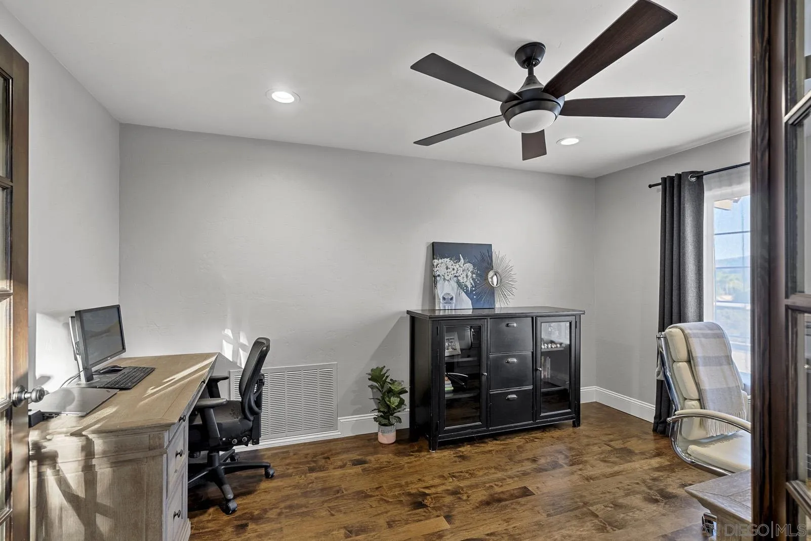 2506 Avenida Ocotillo