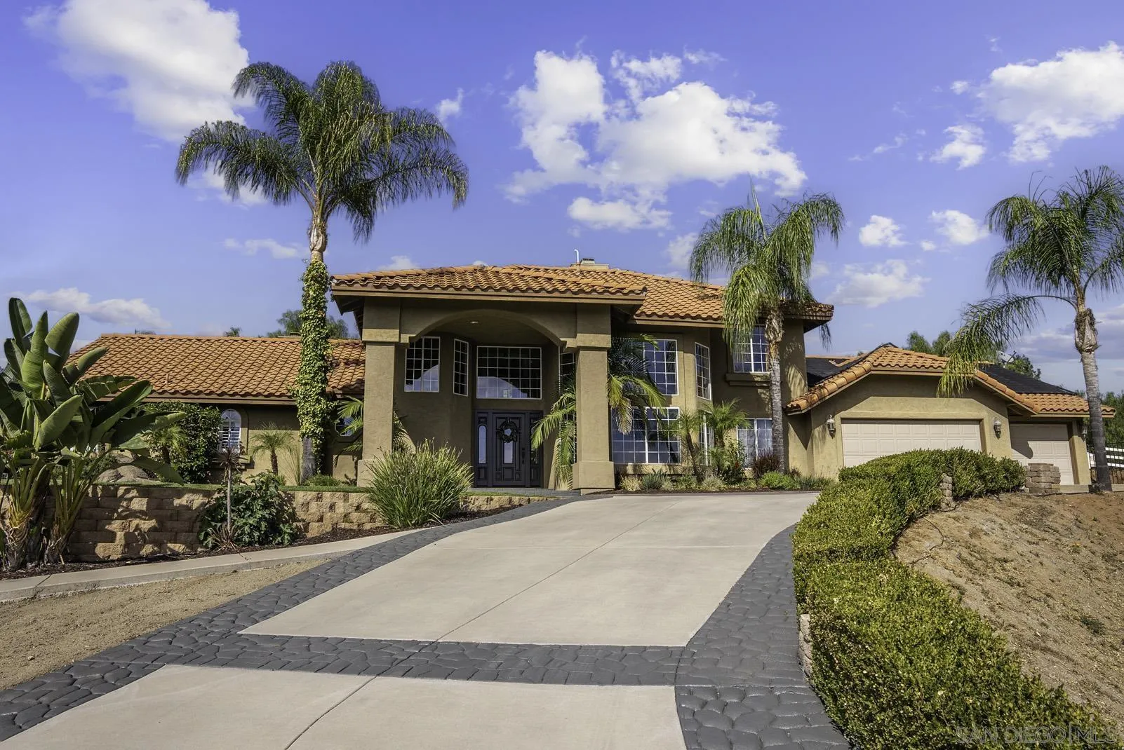 2506 Avenida Ocotillo