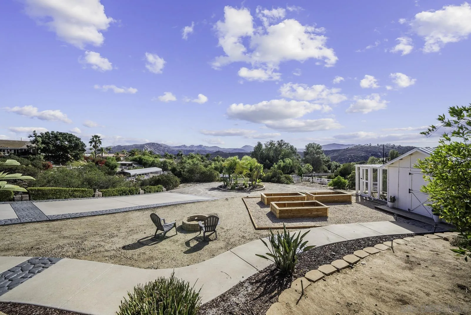 2506 Avenida Ocotillo