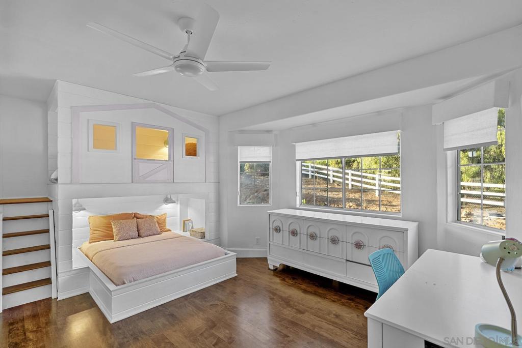 2506 Avenida Ocotillo