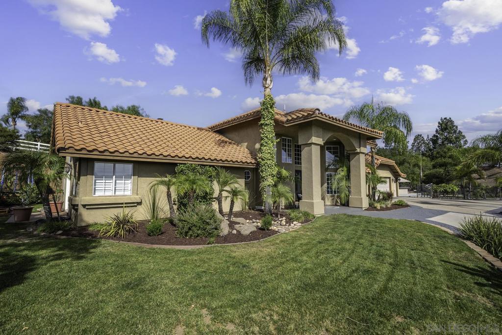 2506 Avenida Ocotillo