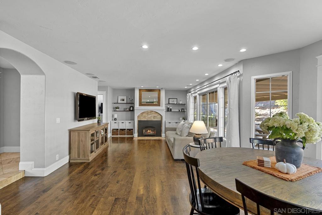 2506 Avenida Ocotillo