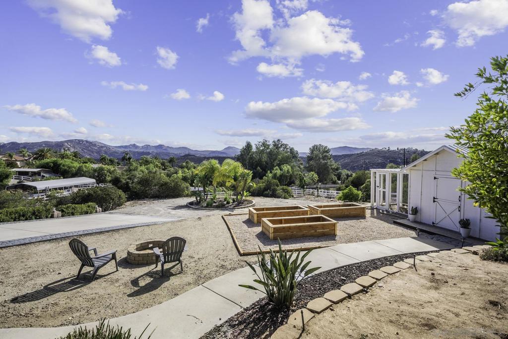 2506 Avenida Ocotillo