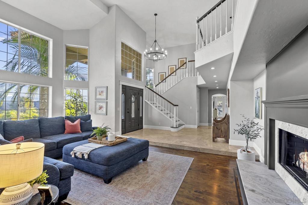 2506 Avenida Ocotillo