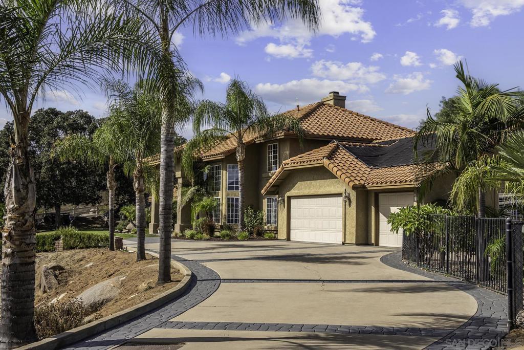 2506 Avenida Ocotillo