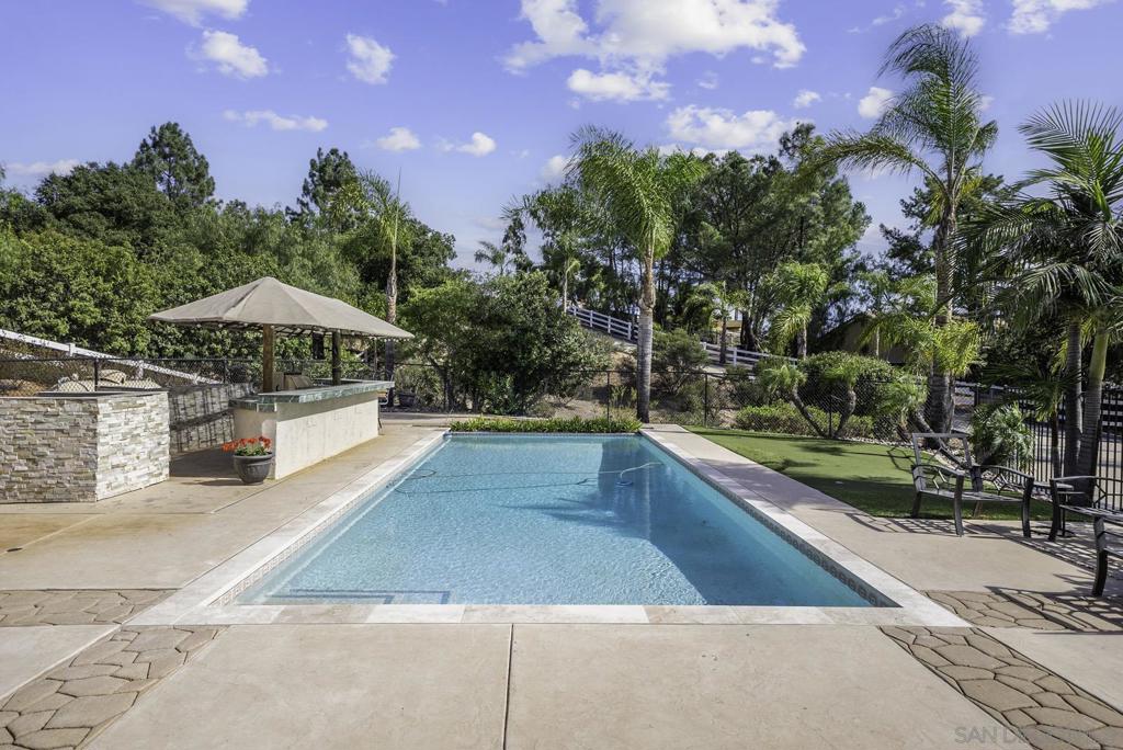 2506 Avenida Ocotillo