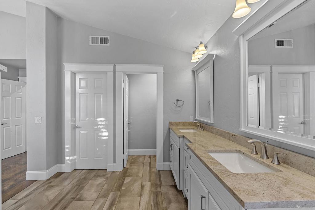 2506 Avenida Ocotillo