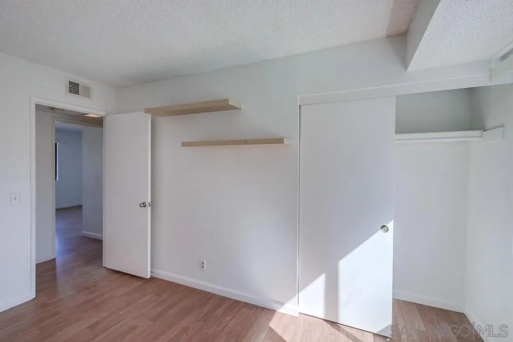 1974 Arnold Way Unit: 7